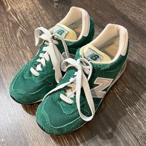 New Balance Green and White Women's Shoes 
Limited edition aimé Leon dore